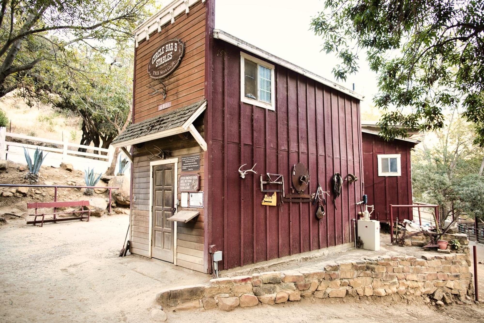 Circle Bar B Guest Ranch Hotel Capitan Exterior foto
