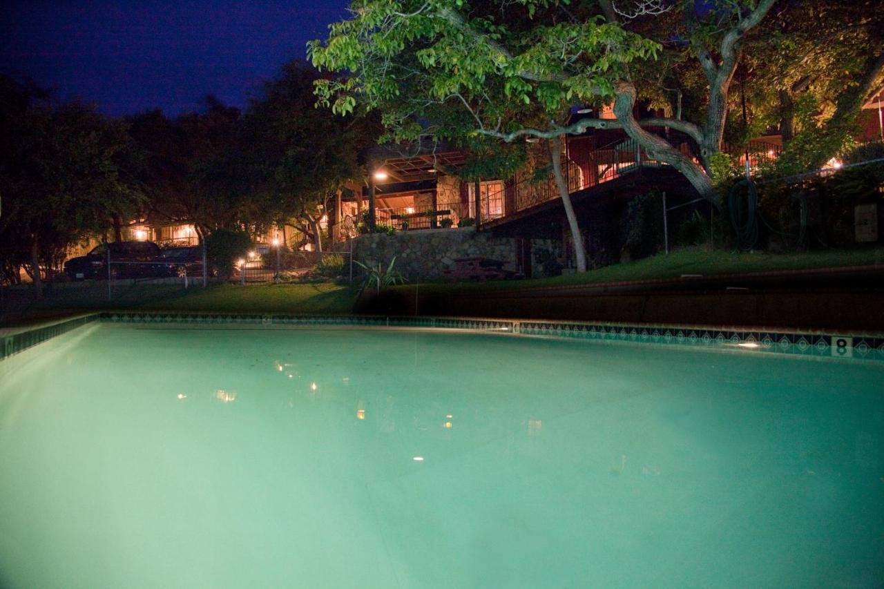Circle Bar B Guest Ranch Hotel Capitan Exterior foto